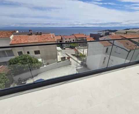 Wunderschöne neue 1-Zimmer-Wohnung in Makarska mit offenem Meerblick, zu verkaufen 