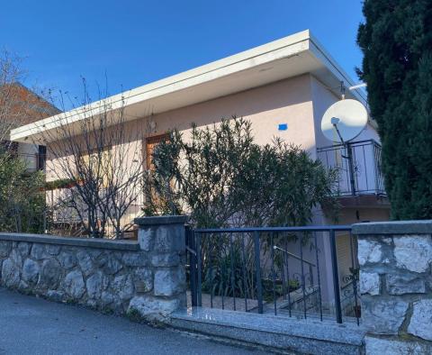 Haus in Jadranovo, Crikvenica, 270 m vom Meer entfernt, zu verkaufen - foto 3