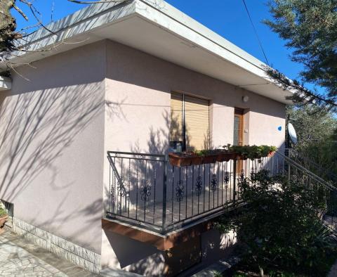 Haus in Jadranovo, Crikvenica, 270 m vom Meer entfernt, zu verkaufen - foto 4