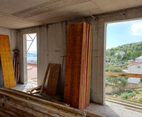 Neue 2-Zimmer-Wohnung in der Gegend von Trogir, zu verkaufen - foto 9