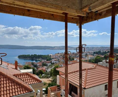 Neue 2-Zimmer-Wohnung in der Gegend von Trogir, zu verkaufen 