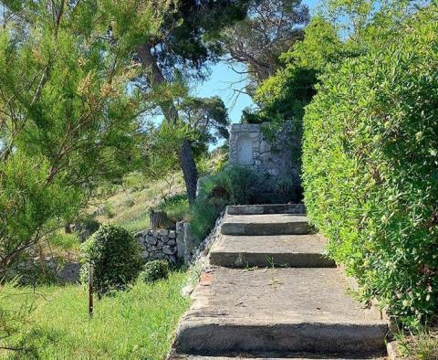 Unique lighthouse-type isolated property with private pier in Sibenik area - pic 16