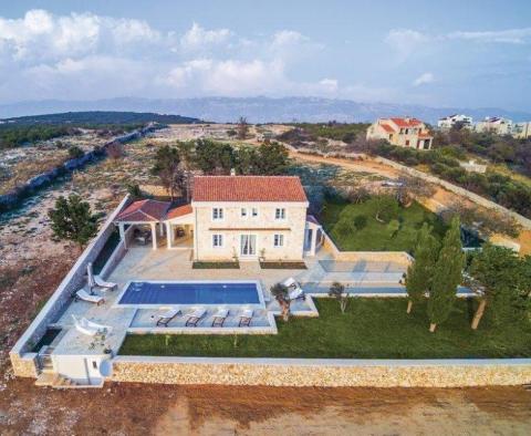 Impressive stone villa in Zadar area just 80 meters from the sea! - pic 35