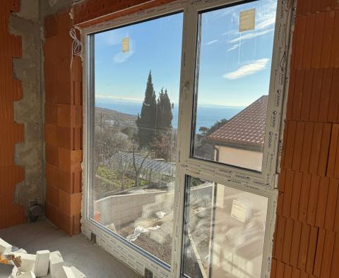 Triplex-Wohnung 132 m2 mit Dachterrasse in einem Neubau, in der Nähe von Opatija, Meerblick - foto 16