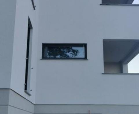 Apartmán v nové budově s výhledem na moře, Opatija - pic 5