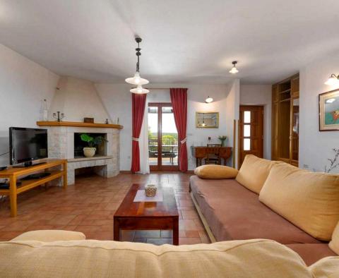 Ristic villa in Tinjan, for sale - pic 11