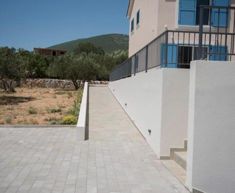 Newly built villa in traditional style in Kastela, for sale - pic 15