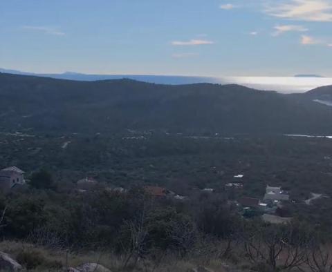 Plusieurs terrains à vendre dans la région de Rogoznica, avec vue lointaine sur la mer - pic 5