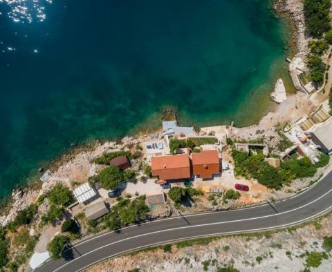 Lenyűgöző tengerparti villa Lukovo Šugarjében, Karlobagban, kikötési lehetőséggel - pic 10