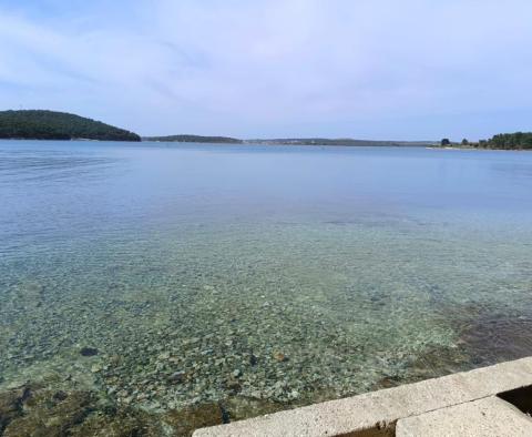 Willa z basenem 300 m od plaży w Medulin - pic 22