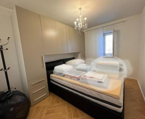 Dwupoziomowy apartament z widokiem na morze w spokojnej okolicy w Ice - pic 9