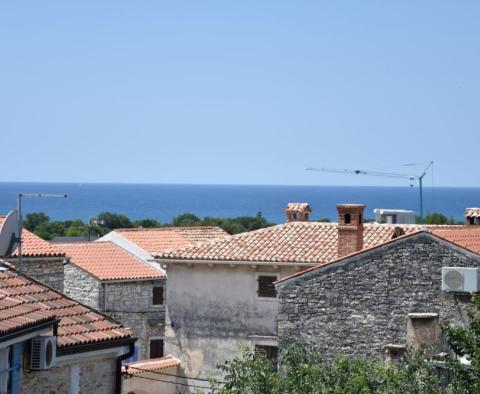 Familienhaus mit Geschäftsräumen und Meerblick in Peroj, nur 1 km vom Strand entfernt - foto 2