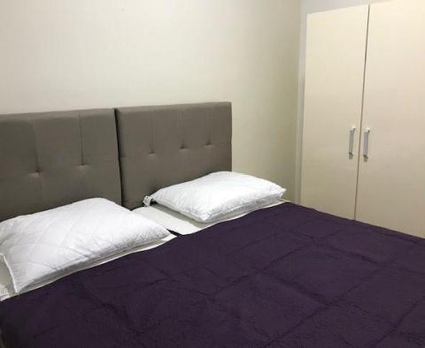 Apart-dům s 5 apartmány a bazénem v Sveti Lovrec, Poreč - pic 33