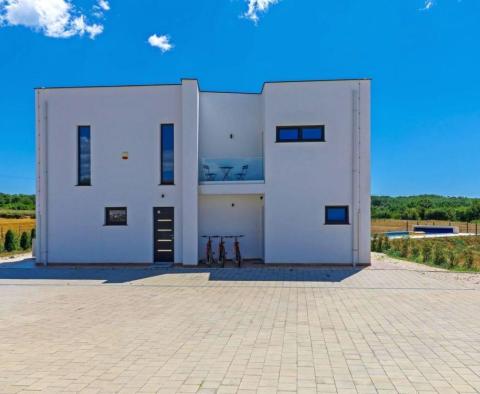 Impressive modern villa in Marčana on more than 2 ha of land! - pic 5