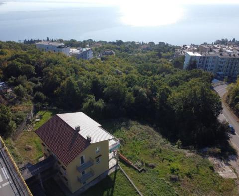 Spacieuse maison individuelle 580m2 avec vue mer sur un terrain de 3200 m2 à Pobri, Opatija - pic 11