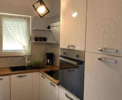 Pronájem více bytů s 8 apartmány v Oprić, Opatija - pic 20