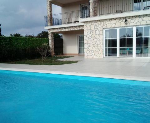 Villa with sea views in Soline, Dobrinj, on Krk peninsula - pic 10