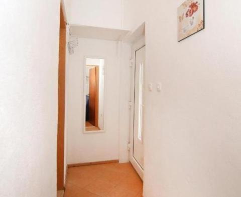 Apartmánový dům první linie v Rogoznici se 7 apartmány a kotvištěm lodí - pic 20