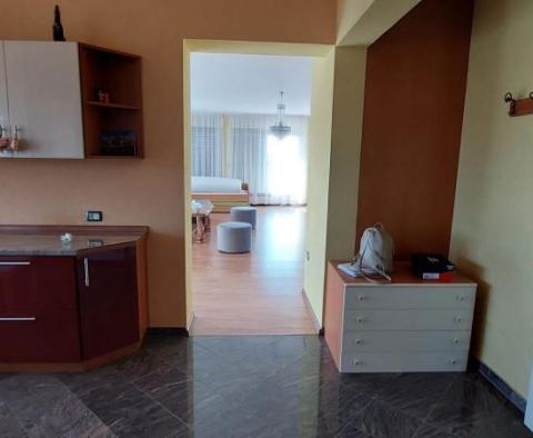 Apart-house 4 luxusních apartmánů na prodej v Galižana, Vodnjan - pic 6