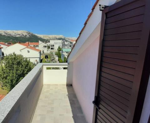 Three-bedroom apartment with sea views in Baska on Krk peninsula - pic 11