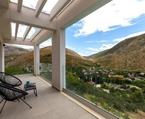 Elégante villa moderne à Zrnovica près de Split sur 3700 m². de terre - pic 37