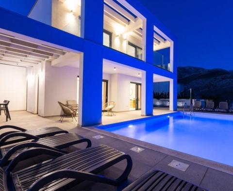 Elégante villa moderne à Zrnovica près de Split sur 3700 m². de terre - pic 42