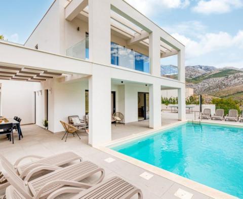 Elégante villa moderne à Zrnovica près de Split sur 3700 m². de terre - pic 6