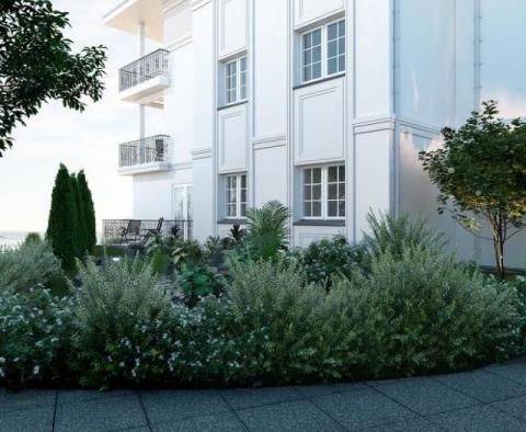 Larger apartment in a new building with a swimming pool, garages and a sea view near the beach and Opatija (Icici) - pic 8