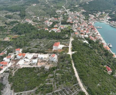 Urban land plot for sale in Povlja, Brac island, only 200 meters from the sea - pic 9