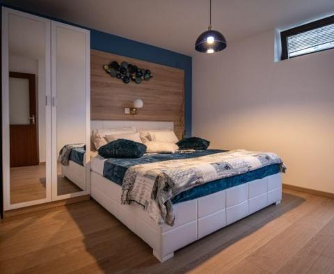 Vila se dvěma apartmány a bazénem! V blízkosti moře ve Vinkuran! - pic 15