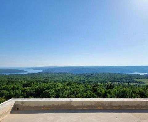 Immeuble de caractère moderne et avec vue mer panoramique dans le quartier de Rabac - pic 2