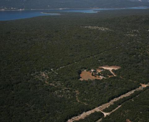 Haus auf der Insel Cres mit 76000 qm. vom Land - foto 4