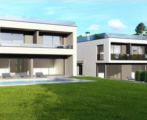 Three similar luxury villas in Porec area only 250 meters from the sea, 1st construction line to the sea - pic 13