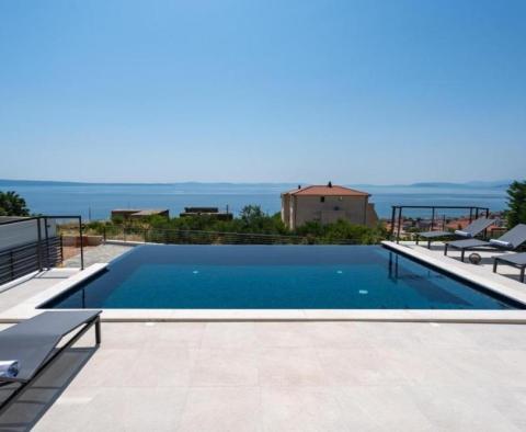 Remarkable modern villa near Split with panoramic sea views - pic 5