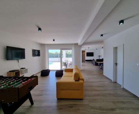 Lux villa in Svetvinčenat, modern elegance - pic 34