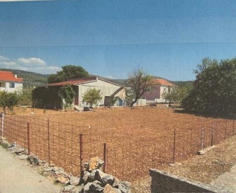 Building land plot in Vinisce - pic 3