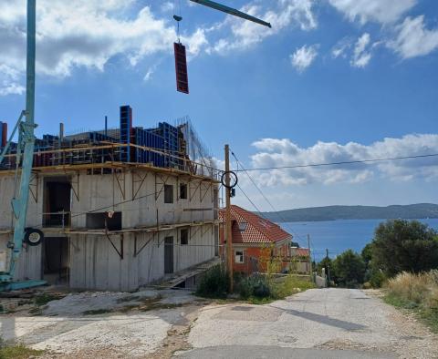 Perfect penthouse on Ciovo peninsula in a new boutique residence - pic 12