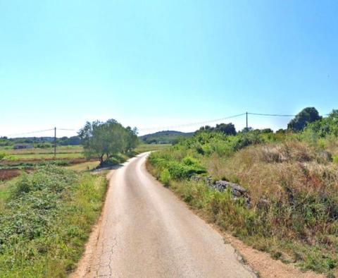 Investment land for sale in Rovinj with sea views - pic 3