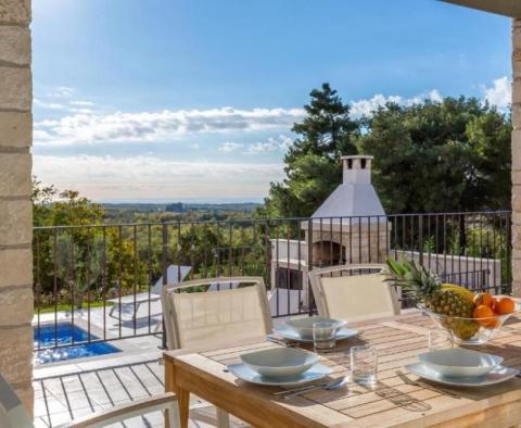 Wunderschöne Villa in Višnjan mit Meerblick, die ihr Geld wirklich wert ist - foto 4