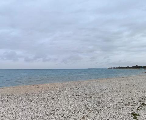 Einzigartiges Stadtgrundstück zum Verkauf in Fažana, 50 m vom Strand entfernt - foto 45