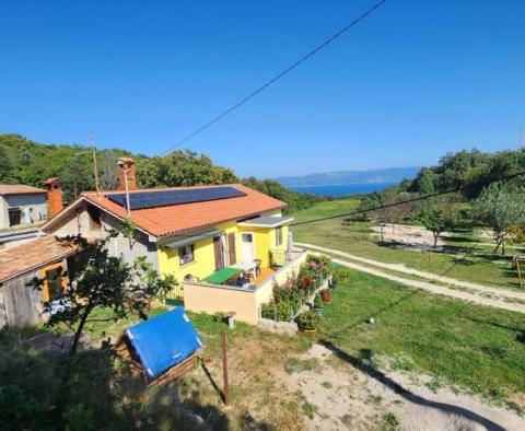 House in Labin area with solar panels, 9300 sq.m. land and sea views - pic 4