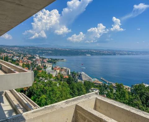 Luksusowy apartament o powierzchni 137 m2 z prywatnym basenem w nowym budynku nad centrum Opatiji, z garażem i widokiem na morze - pic 3