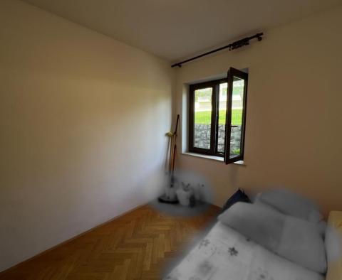 Prostorný apartmán v přízemí s terasou pouhých 100 metrů od pláže v Ičići - pic 17