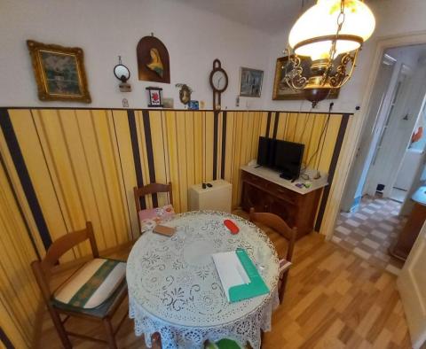 Romantic retro apartment in a maintained seaside house, center of Volosko, 100 meters from the sea only - pic 4