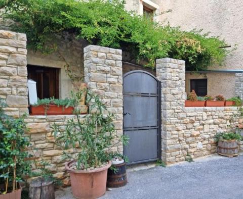 Refurbished authentic stone house in Premantura, Medulin - pic 25