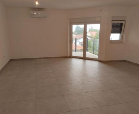 Neue Wohnung in Savudrija, Umag, 400 Meter vom Meer entfernt - foto 15