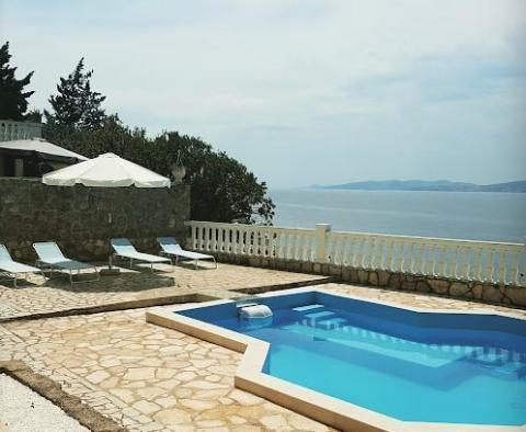 Villa with swimming pool, first row to the sea in Smokvica, Novi Vinodolski area - pic 4