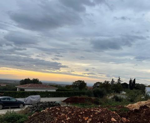 Drei Luxusvillen in der Gegend von Kastelir in der Region Porec mit weitem Meerblick - foto 6