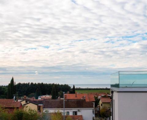 Geräumige Wohnung mit wunderschönem Blick auf das Meer im istrischen Novigrad! - foto 2