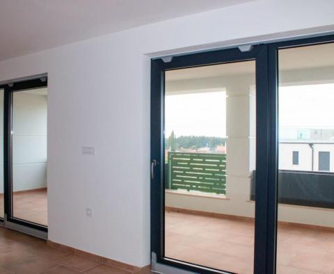 Geräumige Wohnung mit wunderschönem Blick auf das Meer im istrischen Novigrad! - foto 6